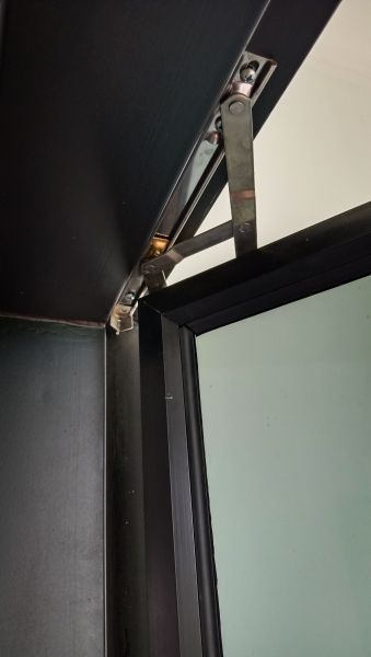 Cost of Pivot Window Replacement in Seattle