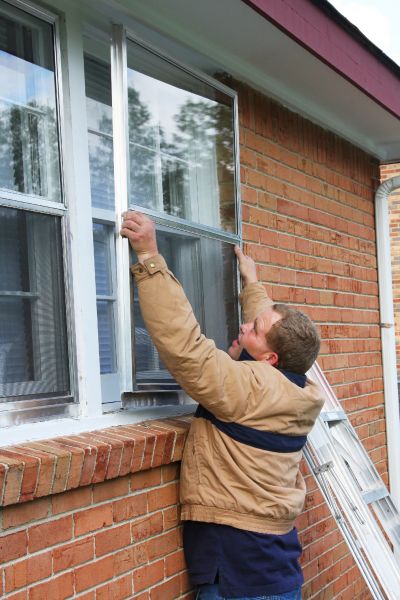 Cost of Storm Windows Replacement in Seattle